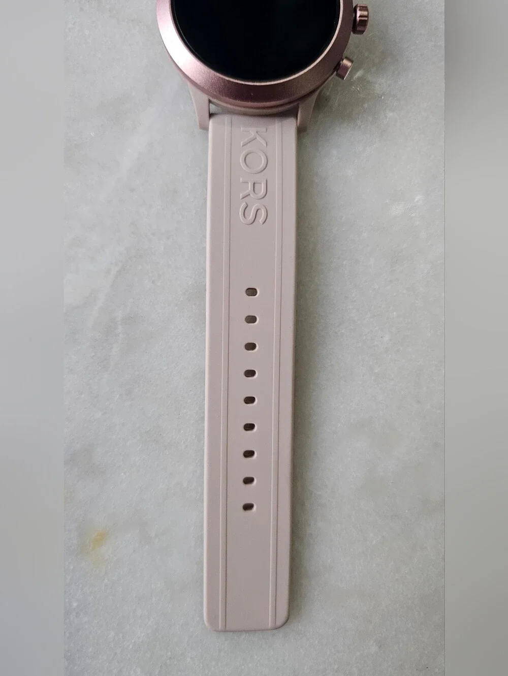 Michael Kors Access MKGO Smartwatch Pink / Rose Gold Silicone